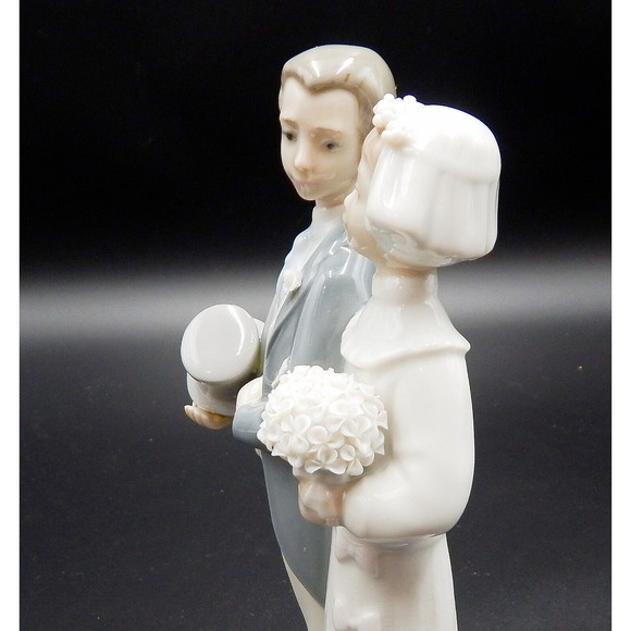 Lladro Spain Wedding Couple Bride & Groom #4808 Cake Topper Figurine - Picture 9 of 11